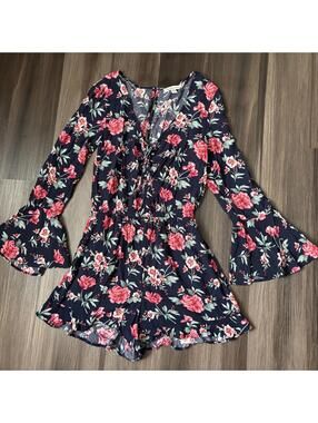 American Eagle Romper Boho Floral Print Shorts Women's Size Small Bell Sleeves